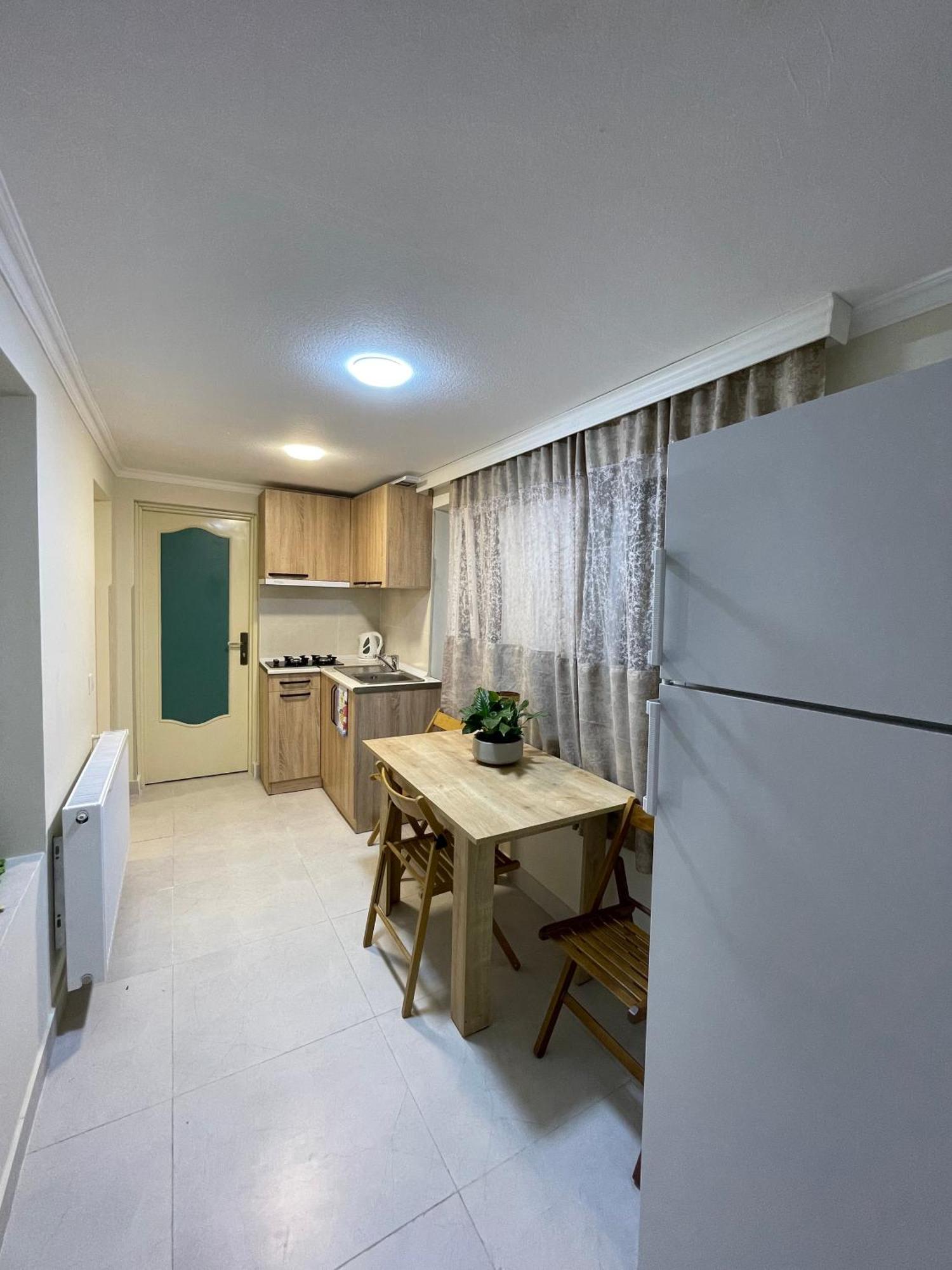 Apartamento White Stones Kutaisi Exterior foto