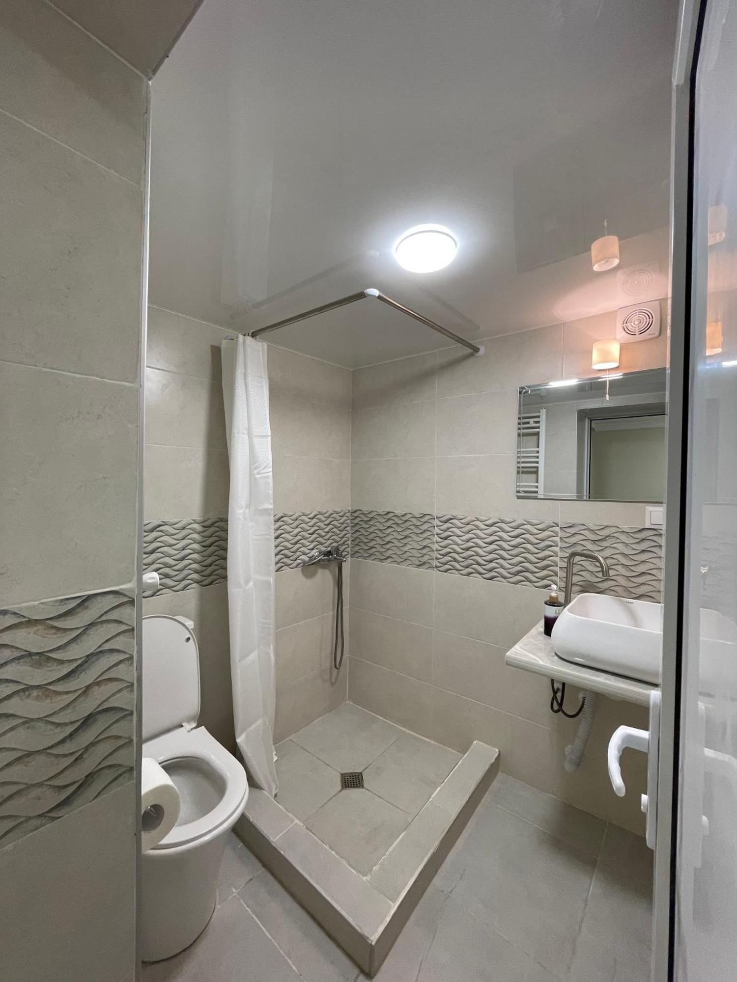 Apartamento White Stones Kutaisi Exterior foto