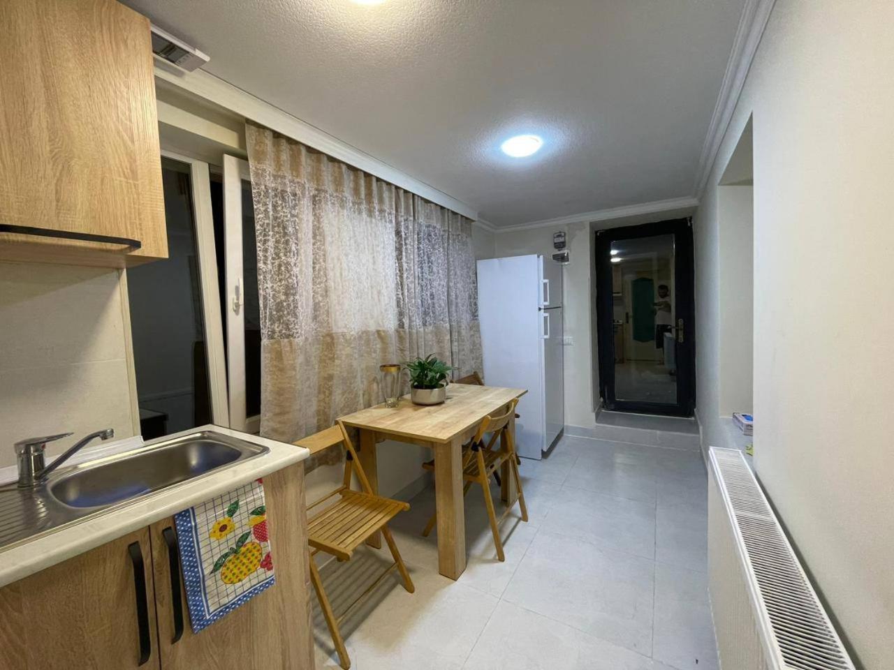 Apartamento White Stones Kutaisi Exterior foto